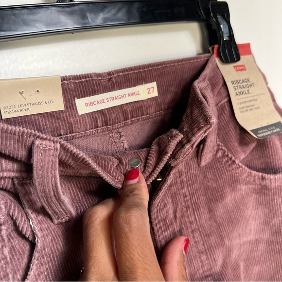 Levi's Women's High Rise Jeans - Mauve - Picture 12 of 12